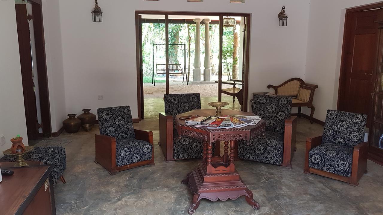 Siriniwasa Luxury Villa With Private Pool Induruwa Exteriör bild